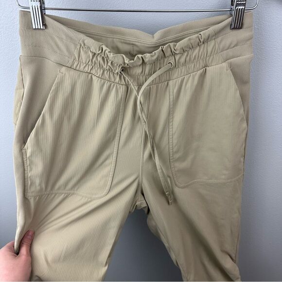 Lululemon Trench Beyond The Studio 7/8 Jogger Pants Size 6 W5DD6S - Picture 5 of 16